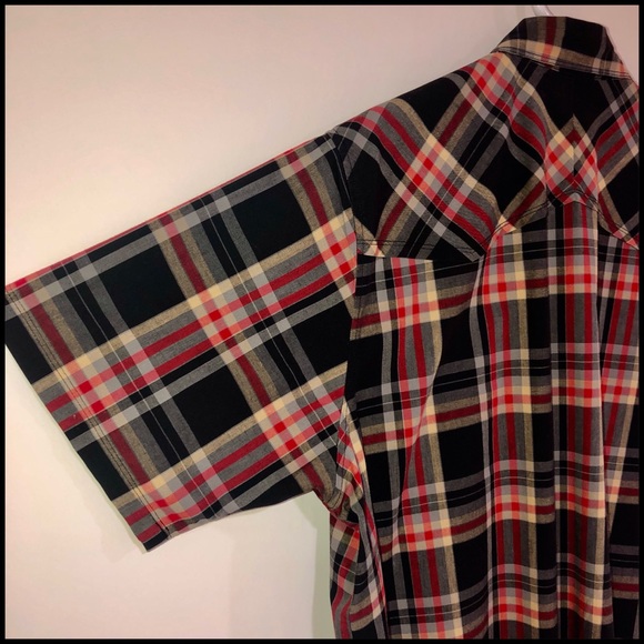 TheNorthFaceππXL Short Sleeve Flannel with 2 pockets snaps Red Gold Black - Picture 11 of 16